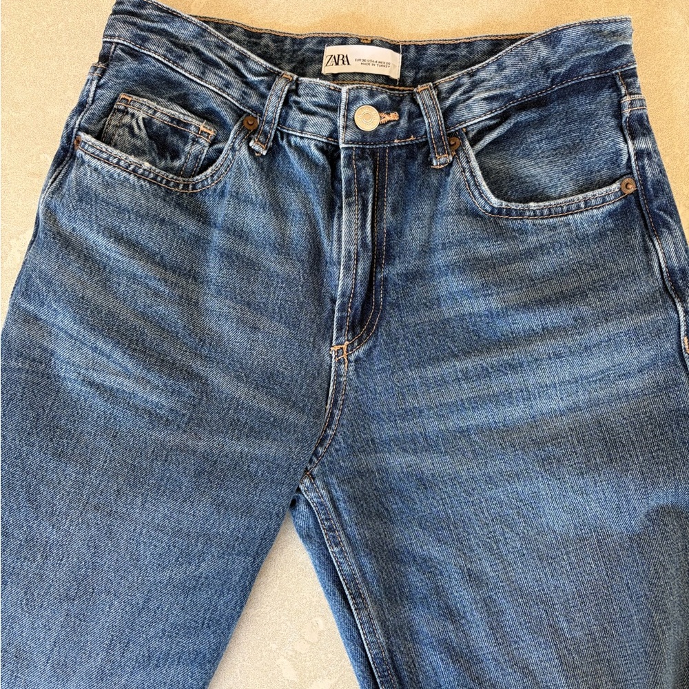 ZARA Mid Wash Women's Jeans